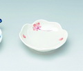桜の舞小皿
